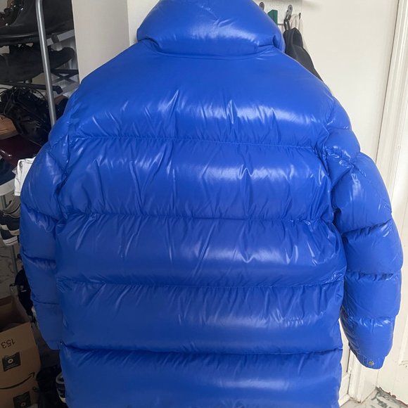 Limited Edition Red Patch Moncler Mens Puffer Jacket - Picture 4 of 6